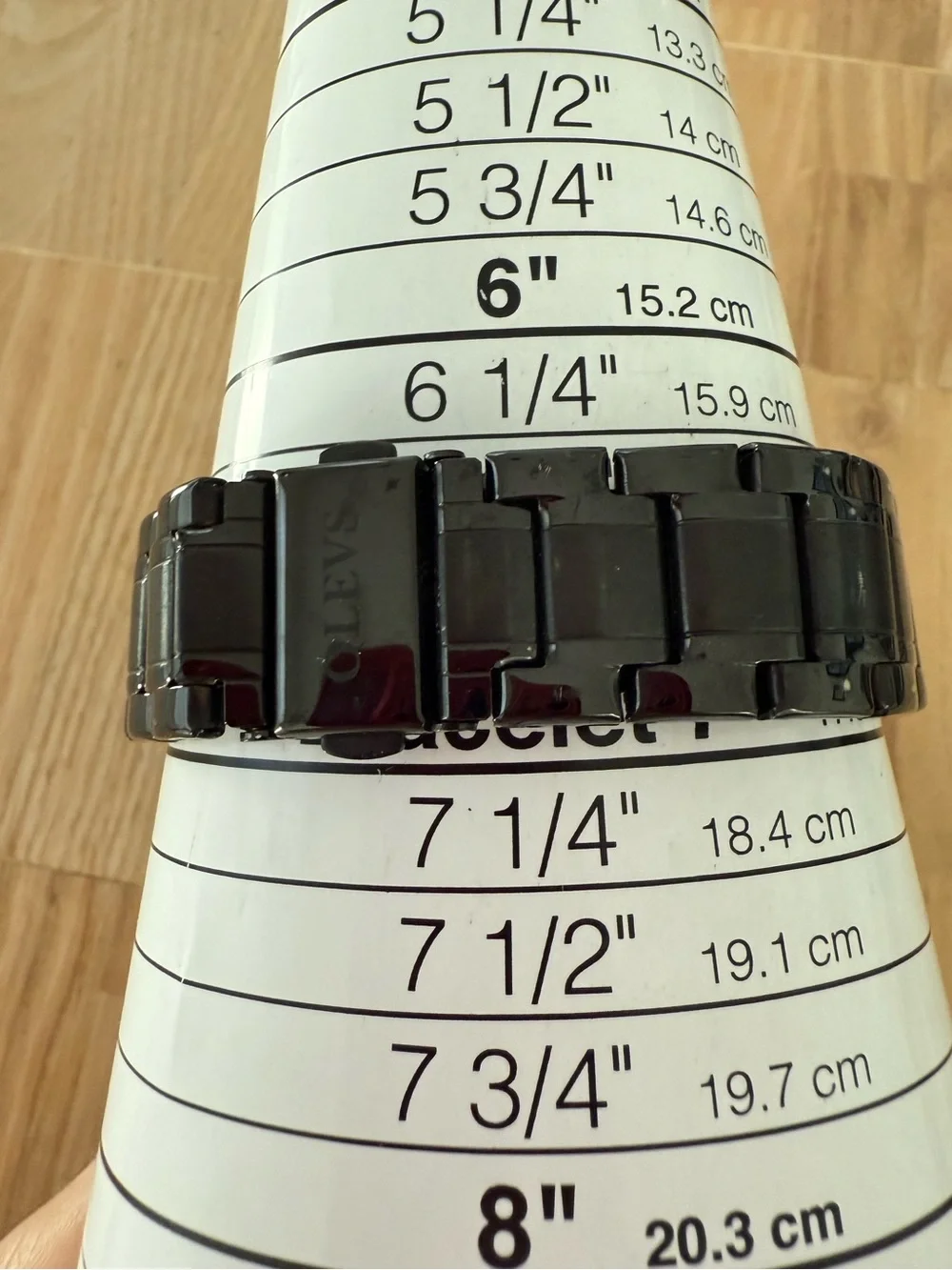 OLEVS black classic watch NEW BATTERY